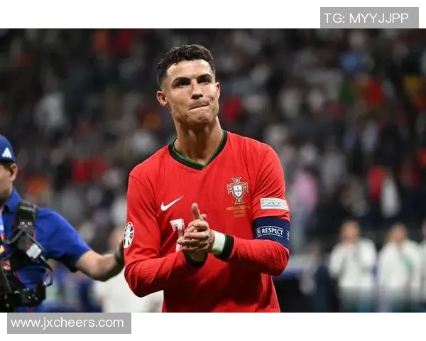 传奇球星足球瞬间定格 他们的伟大时刻成就历史足坛辉煌