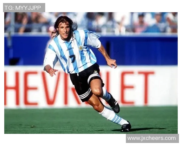 四号球星是哪个足球明星他的成就与影响力如何影响全球足球格局