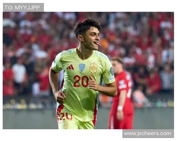 足球中场大师：引领比赛节奏的灵魂人物与战术创新的幕后推手