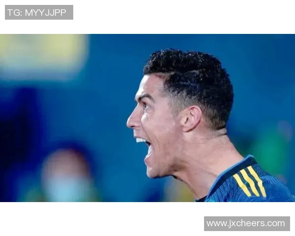 足球27号球星风采揭秘 球场内外的传奇故事与未来展望