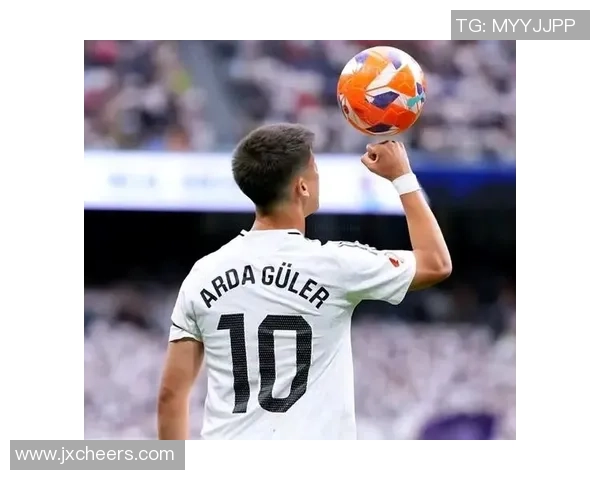 足球十号球衣代表的传奇人物与历史地位解析